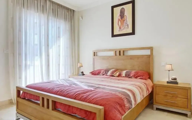 Spacious Stunning Views 2-bed Apartment, Estepona