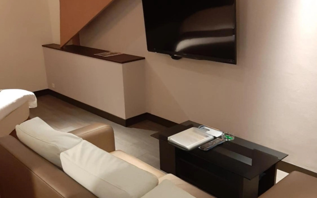 Hotel GOLF Nirasaki (Adult Only)
