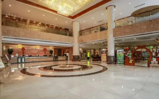 Jintan Square South Great Wall Hotel (Tongren Station Branch)