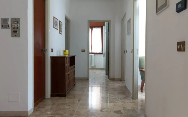 Mamma Ciccia Holiday Home - Lake Front Apartment
