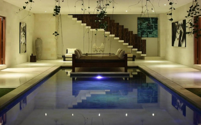 Nyaman Villas