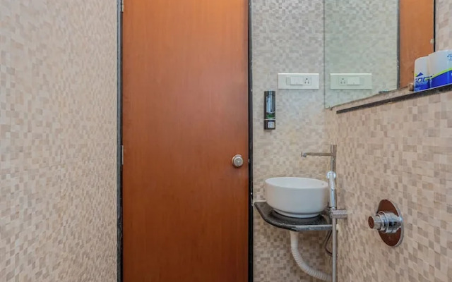 StayBird - Azure Suites Business Hotel