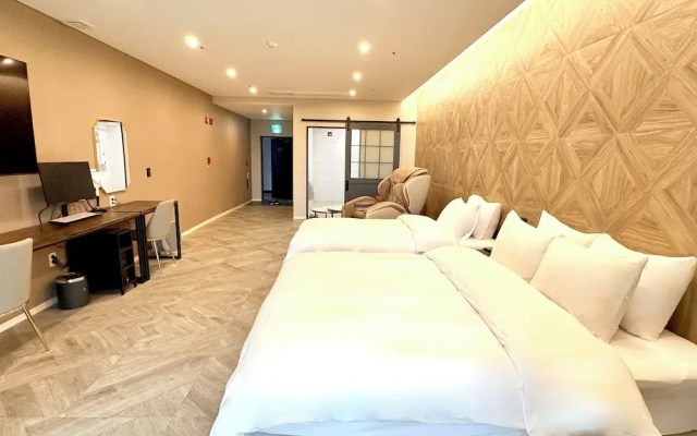 Restia Incheonbay Hotel