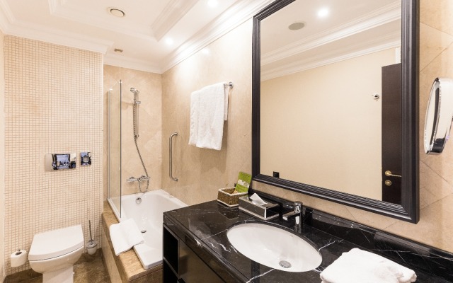 Prahova Plaza Hotel