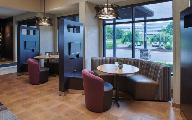 Courtyard by Marriott Detroit Troy