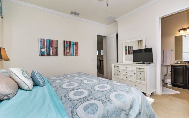 Elegant 5 BD, 5 BH Villa