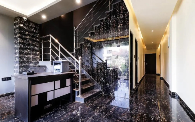 Lemon Grass by OYO Rooms