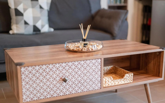 Sofita με θέα τη θάλασσα