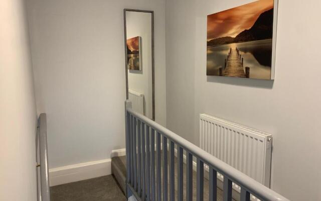 Eclipse Apartment No 4