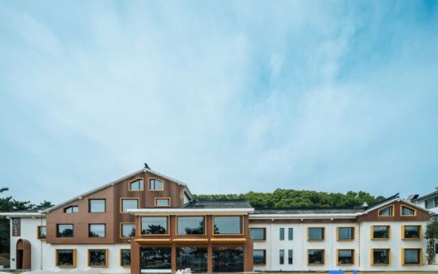 Floral Lux Hotel· Bamboo Fragrant Hotel