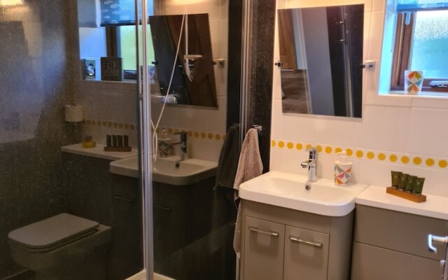 Inviting 2 Bedroom Barn Conversion, Rural Norfolk