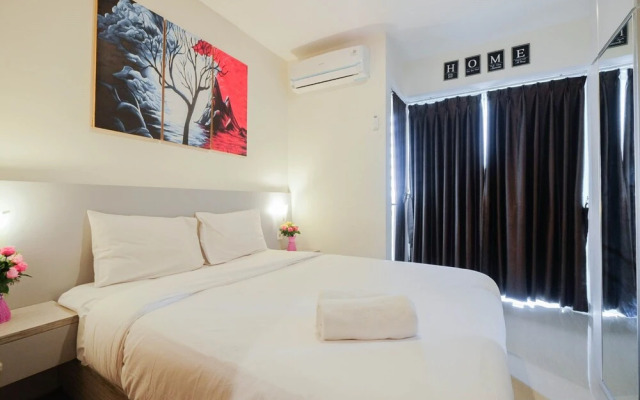 Minimalist and Stylish 1BR Grand Kamala Lagoon Apartment