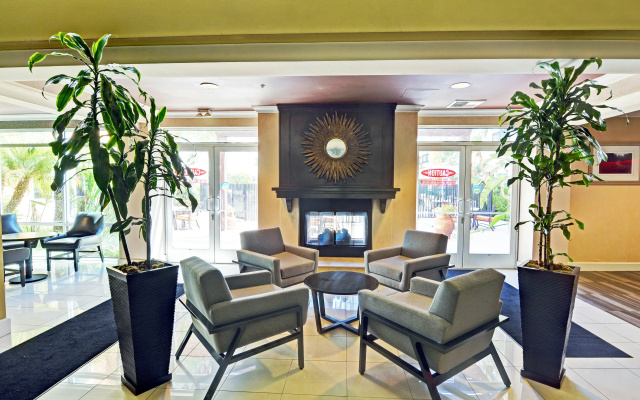 Embassy Suites by Hilton Valencia