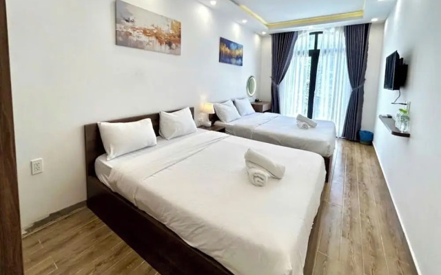 Mây House Grandworld on the beach