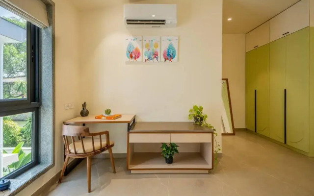 Cloud7 Waves Luxury 4 BHK Villa by Elivaas