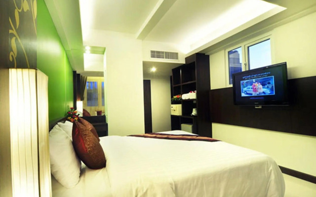P.S Hotel  (SHA Extra Plus)