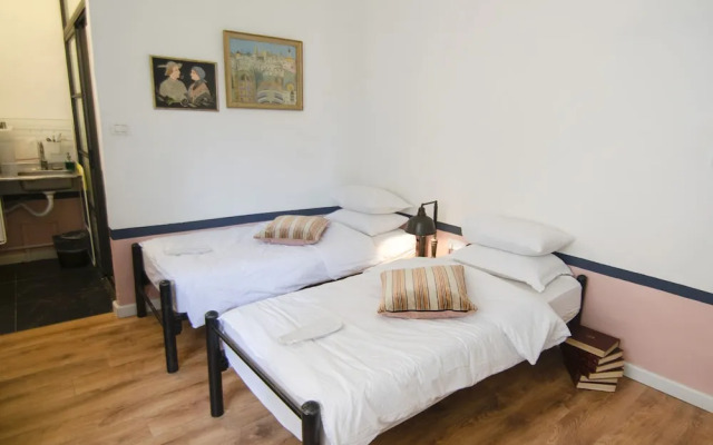 Tzefania Hotel
