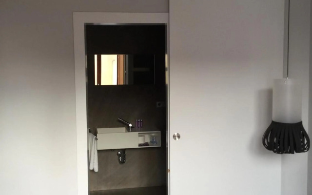 Khu Hotel