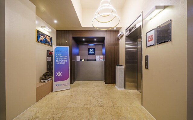 Jeonju Junghwasan-dong MH Hotel