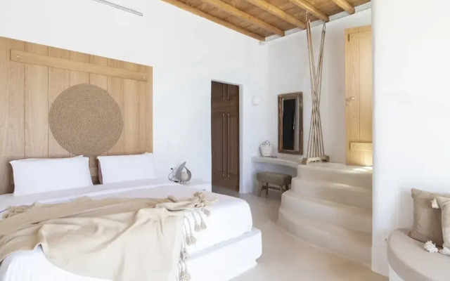Serene Villa With Terrace and Views