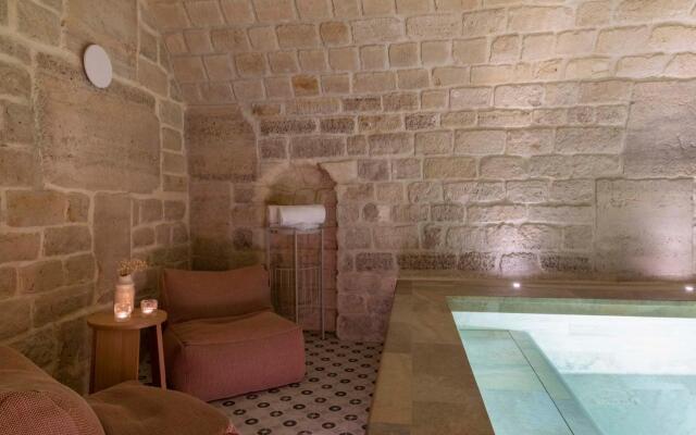 Le Petit Beaumarchais Hotel & Spa