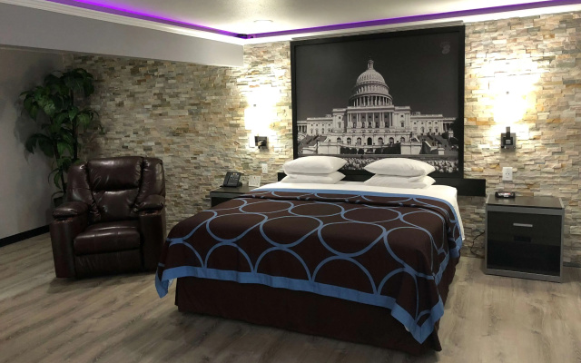 Super 8 by Wyndham Moberly MO