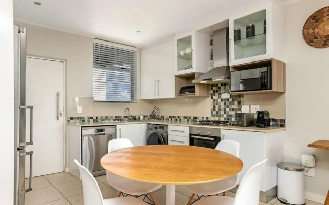 Apex on Smuts 2 bedroom luxury, Wifi