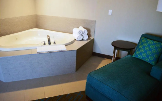 Holiday Inn & Suites Syracuse Airport - Liverpool by IHG