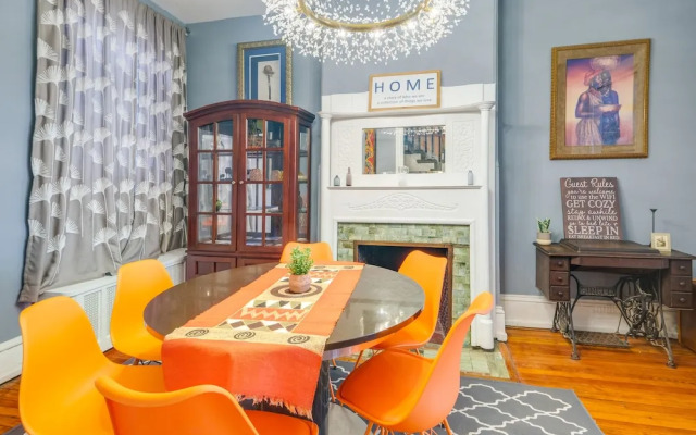 Historic Georgetown Townhome: Walkable Location!