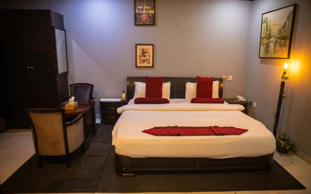 The Crib Lifestyle Hotel