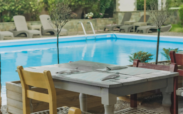 Stefania Beach Hotel