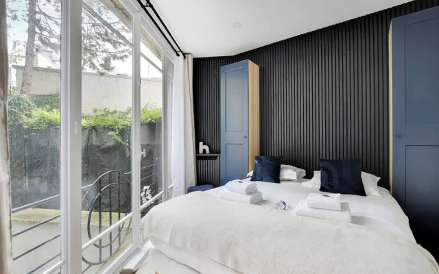 Magnificent 2bd/6p Apartment - Eiffel Tower