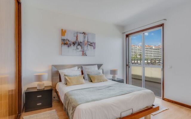 Portola Penthouse 3B