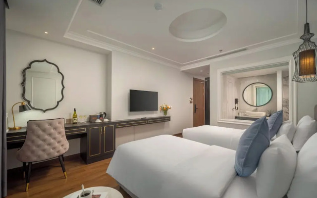 22Land Cloud Hotel