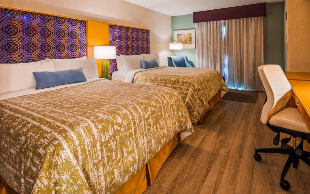 Best Western Premier Toronto Airport Carlingview Hotel