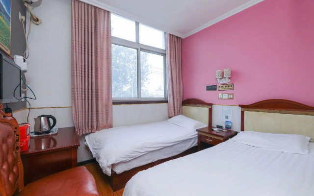 Longfashun Boutique Hotel (Shibalidian Laojuntang Park)