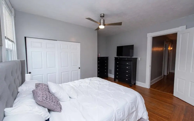 The Incline Suite 1