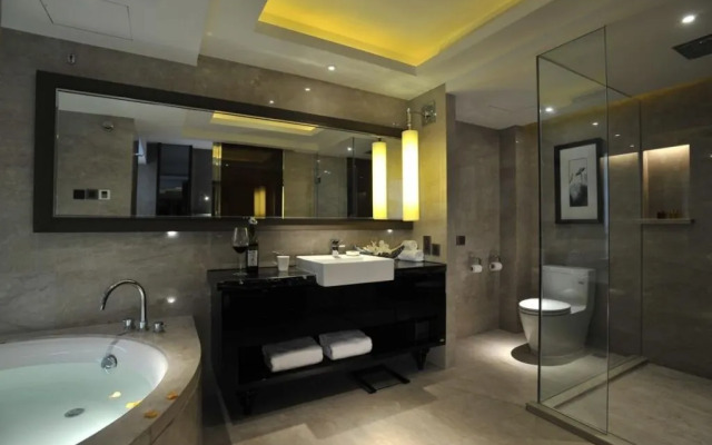 Minshan Ane Grand Hotel