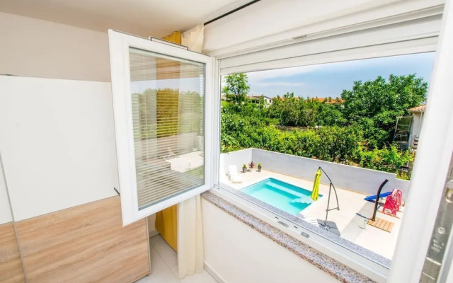 Spacious Apartment Janko