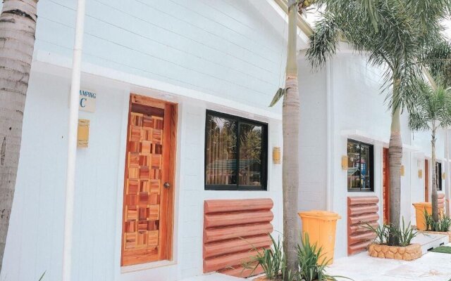 Villa Excellance Beach & Wavepool Resort