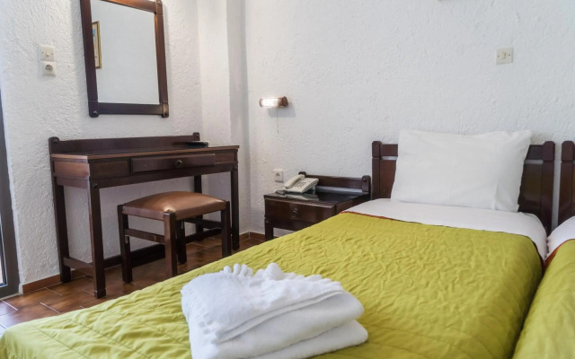 Malia Holidays Hotel
