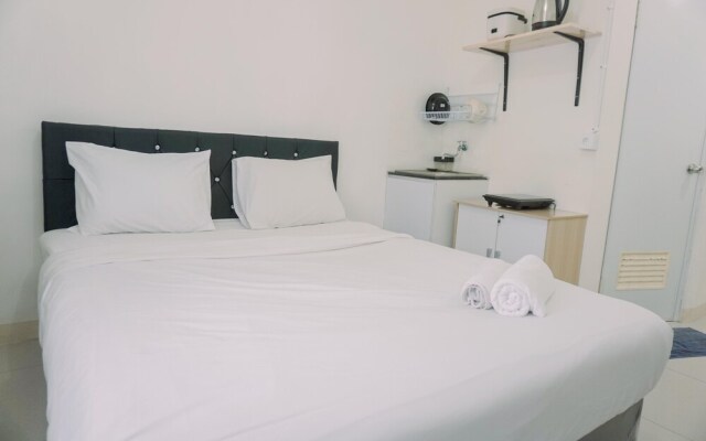 Good Deal And Nice Studio Green Pramuka City Apartment