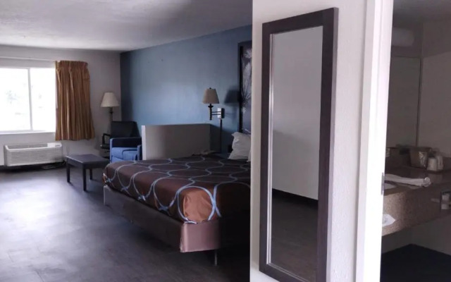 Super 8 Dania/fort Lauderdale