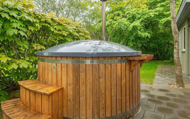 Spacious Holiday Home in Hemmet near Sea