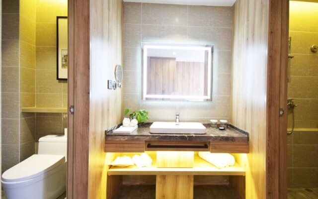 Jinjiang Metropolo Hotel Nanjing Jiangjun Dadao Hehai University Branch