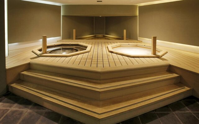 Okinawa NaHaNa Hotel & Spa