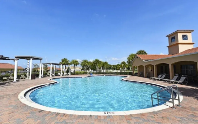 Villa Sol Resort