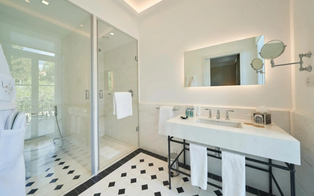 Les Suites at The Cliff Bay