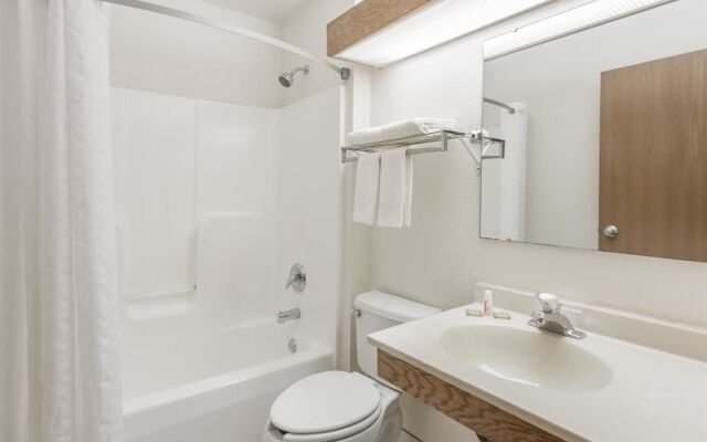 Super 8 Prince Frederick