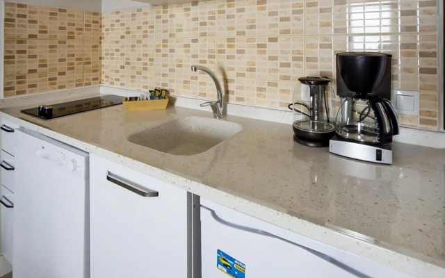 Central Flat With Shared Pool Near Beach in Bodrum